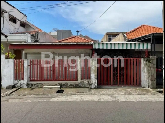 Rumah Dijual Petemon Sidomulyo Surabaya - Eko Wahyudi 085235111122
