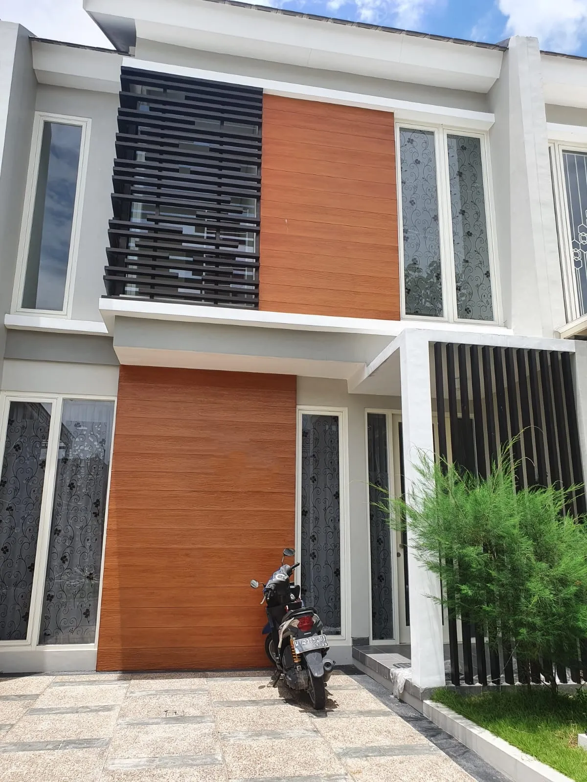 Jual Rumah di AMARTHA SAFIRA Sidoarjo Sidoarjo Jawa Timur - Jual Amartha Safira 2 lantai - ASA INDONESIA 085235111122 - BRIGHTON REAL ESTATE
