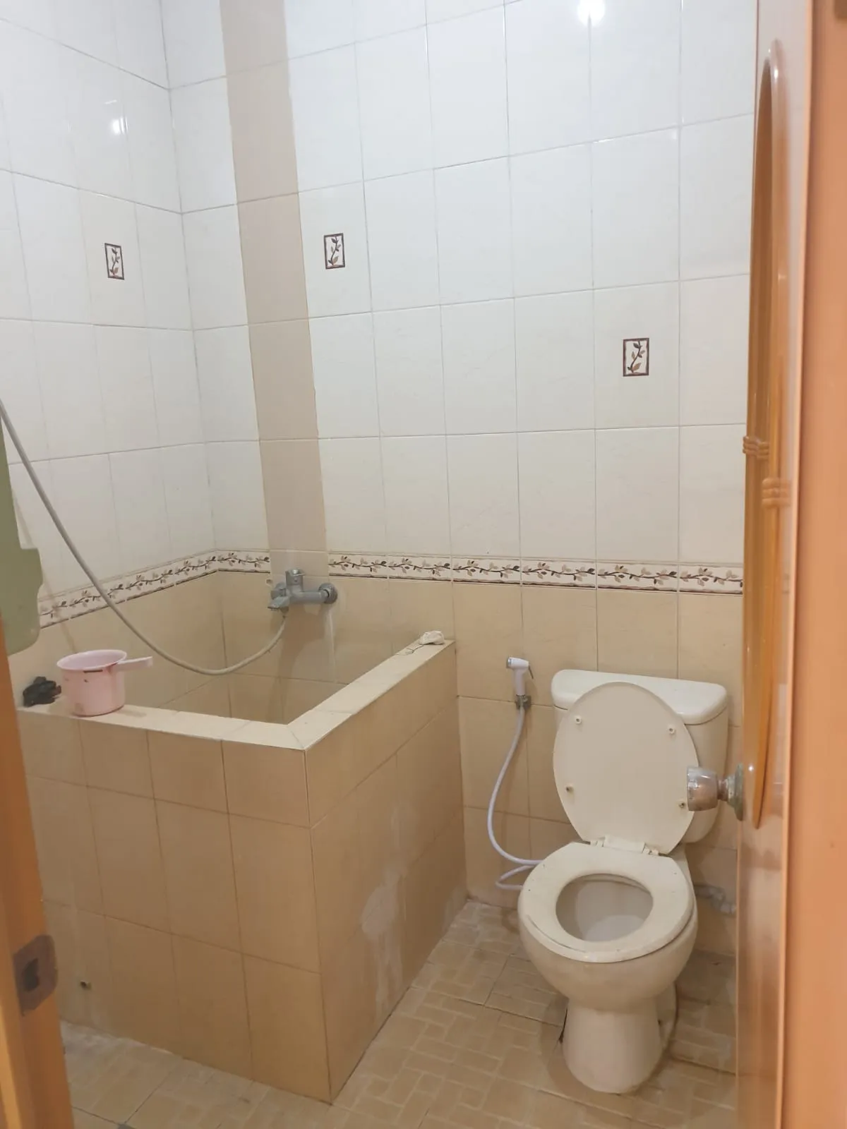 Jual Rumah di BABATAN PRATAMA Wiyung Surabaya Jawa Timur - BABATAN PRATAMA DEKAT NATIONAL HOSPITAL DAN SPAZIO - ASA INDONESIA 085235111122 - BRIGHTON REAL ESTATE