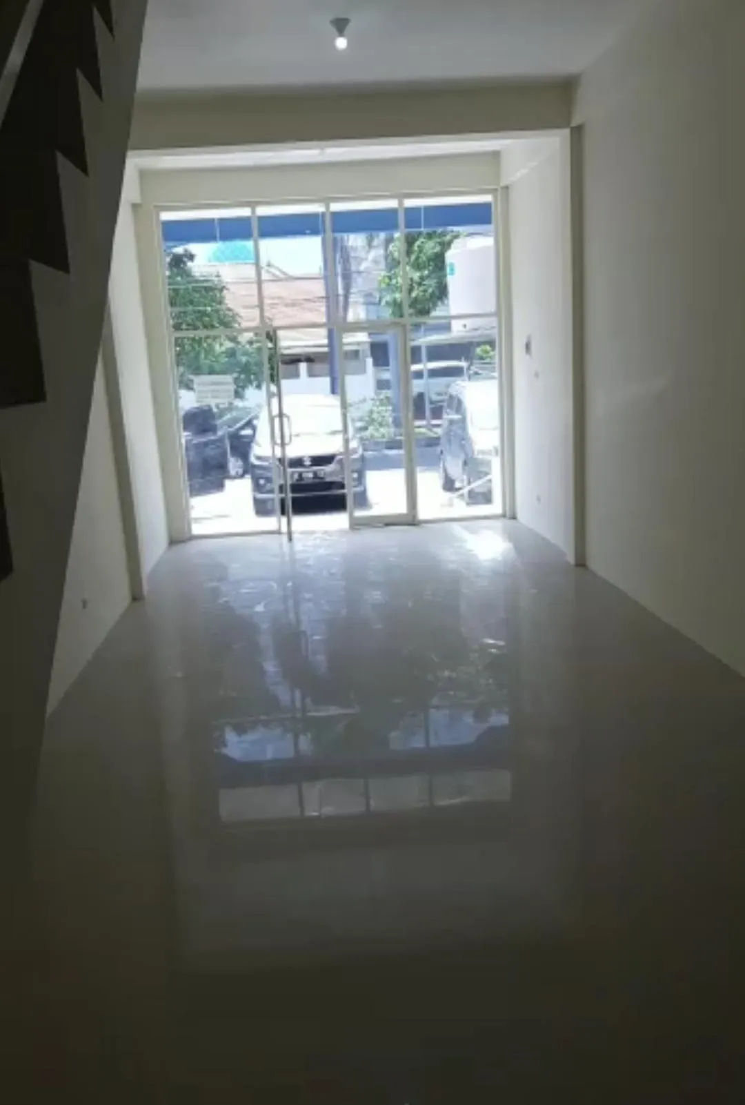 Sewa Ruko di GAYUNGSARI Gayungan Surabaya Jawa Timur - RUKO 3LT GAYUNGSARI