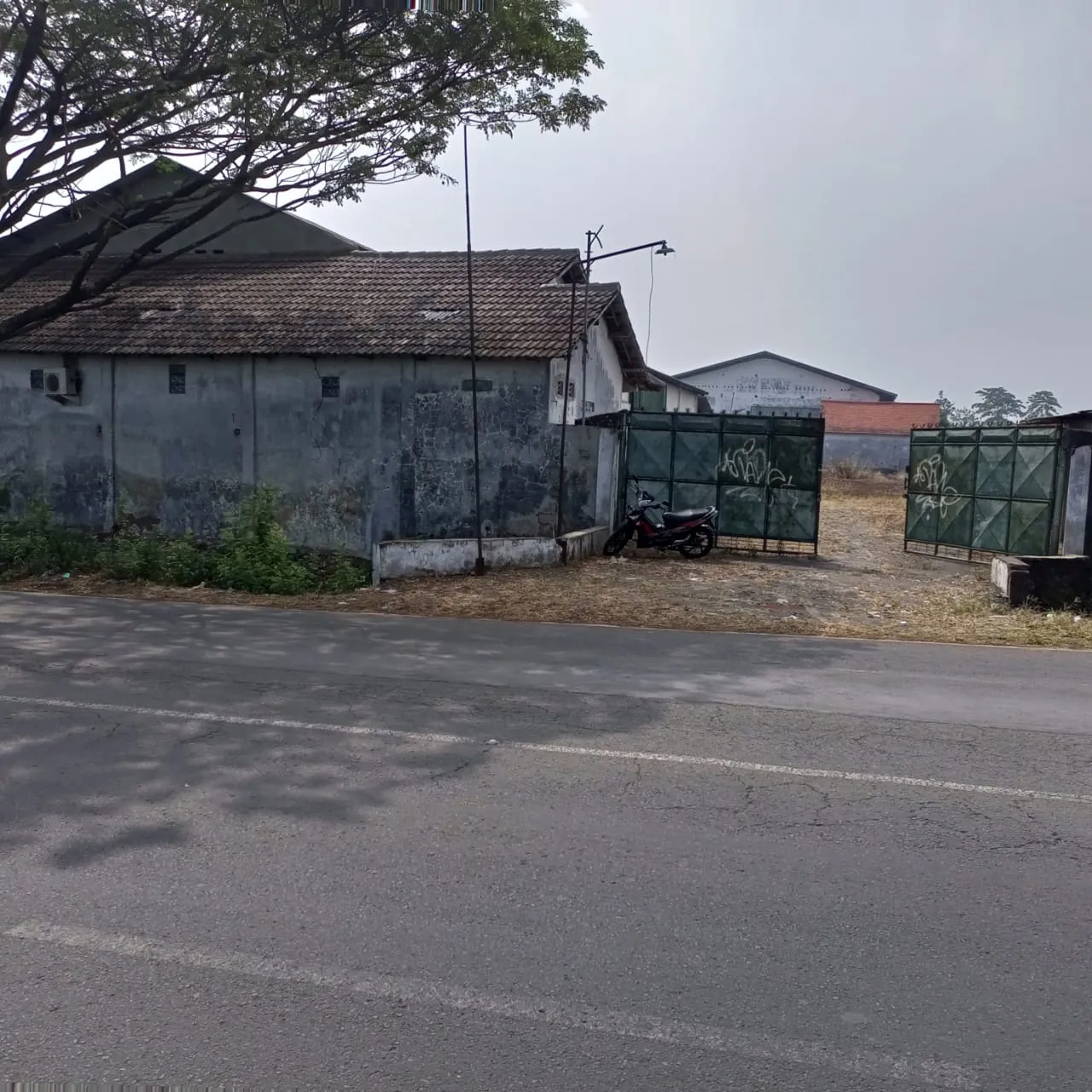 Jual Gudang di JL RAYA SEGUNUNG Dlanggu Mojokerto Jawa Timur - jual gudang - ASA INDONESIA 085235111122 - BRIGHTON REAL ESTATE