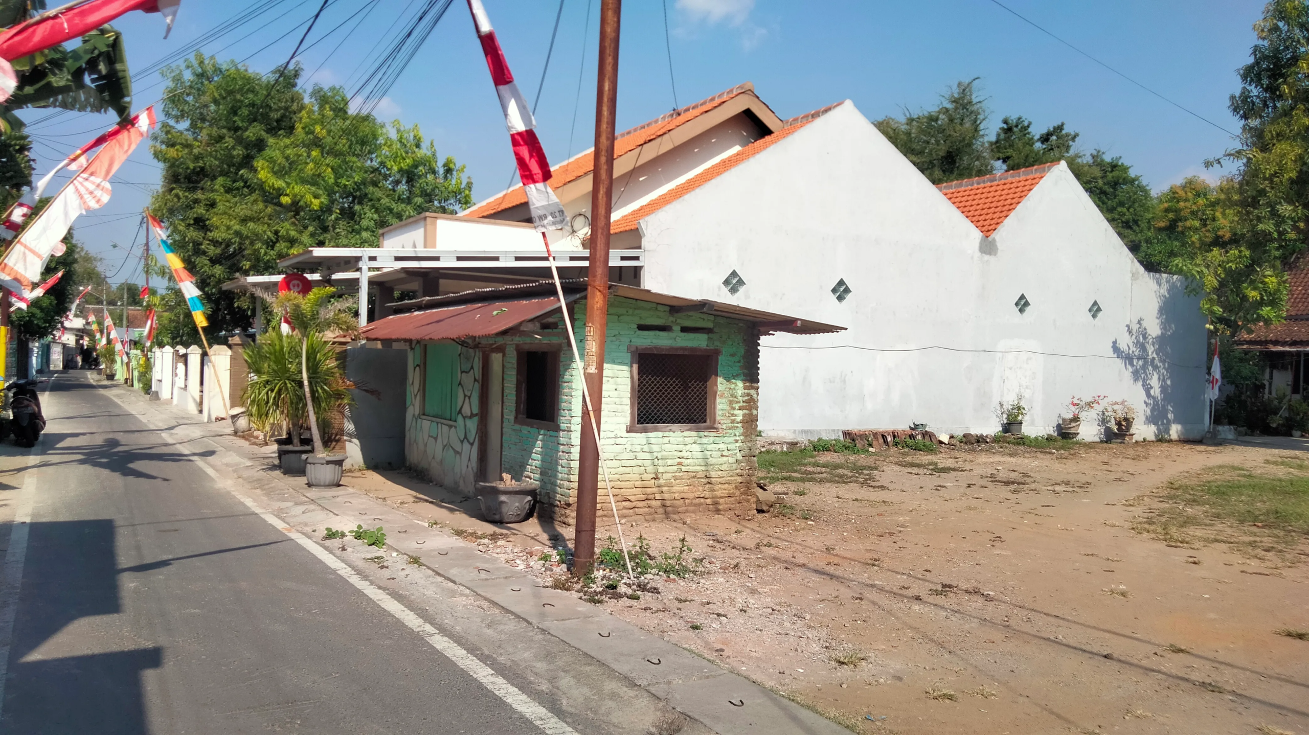 Jual Rumah di ALPUKAT Taman Madiun Jawa Timur - Rumah Strategis 1MJl. Alpukat Cocok untuk Hunian & Usaha - ASA INDONESIA 085235111122 - BRIGHTON REAL ESTATE