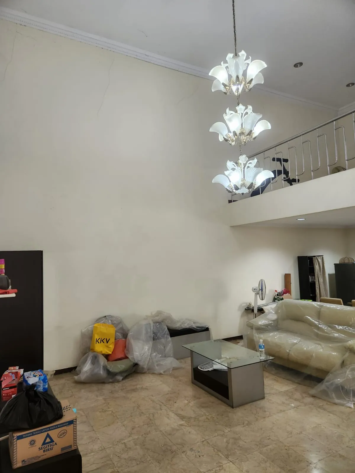 Sewa Rumah di JL DHARMAHUSADA INDAH TIMUR 3 DharmaHusada Surabaya Jawa Timur - DHARMAHUSADA SURABAYA - ASA INDONESIA 085235111122 - BRIGHTON REAL ESTATE