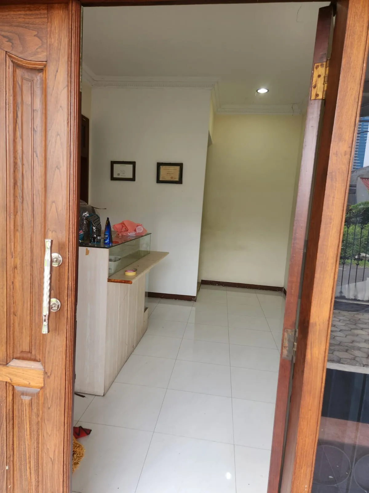 Sewa Rumah di JL DHARMAHUSADA INDAH TIMUR 3 DharmaHusada Surabaya Jawa Timur - DHARMAHUSADA SURABAYA - ASA INDONESIA 085235111122 - BRIGHTON REAL ESTATE