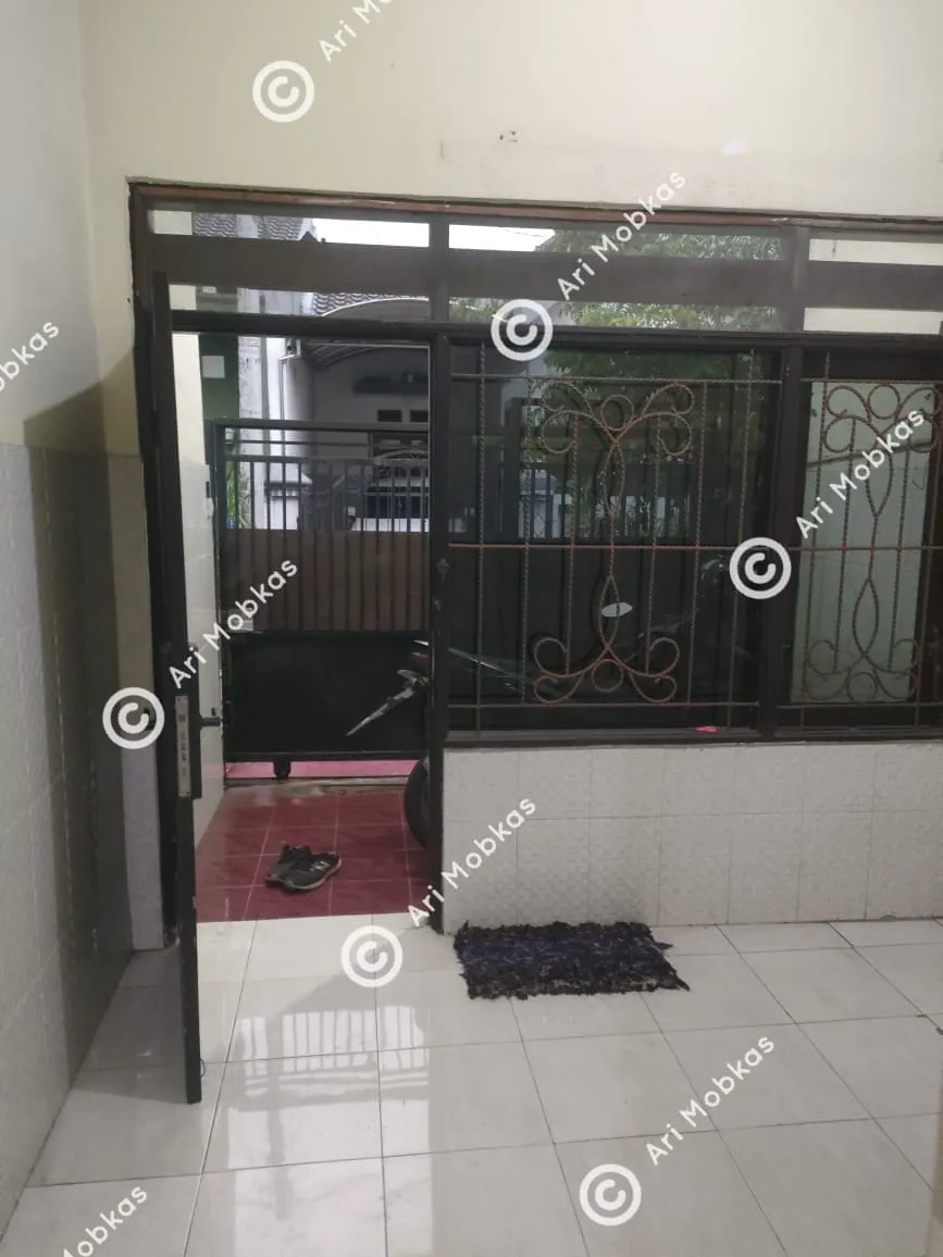 Jual Rumah di JL JAMBANGAN Jambangan Surabaya Jawa Timur - RUMAH 2 LANTAI DI JAMBANGAN SURABAYA SELATAN - OWNER BU LOKASI DEKAT  TRANS ICON DAN SMPN 21 - ASA INDONESIA 085235111122 - BRIGHTON REAL ESTATE