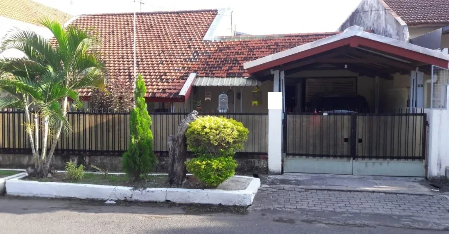 Jual Rumah di JEMUR ANDAYANI Wonocolo Surabaya Jawa Timur - RUMAH SIAP HUNI DI KAWASAN JEMUR ANDAYANI DAERAH WONOCOLO SURABAYA DEKAT DENGAN UNIVERSITAS KRISTEN PETRA