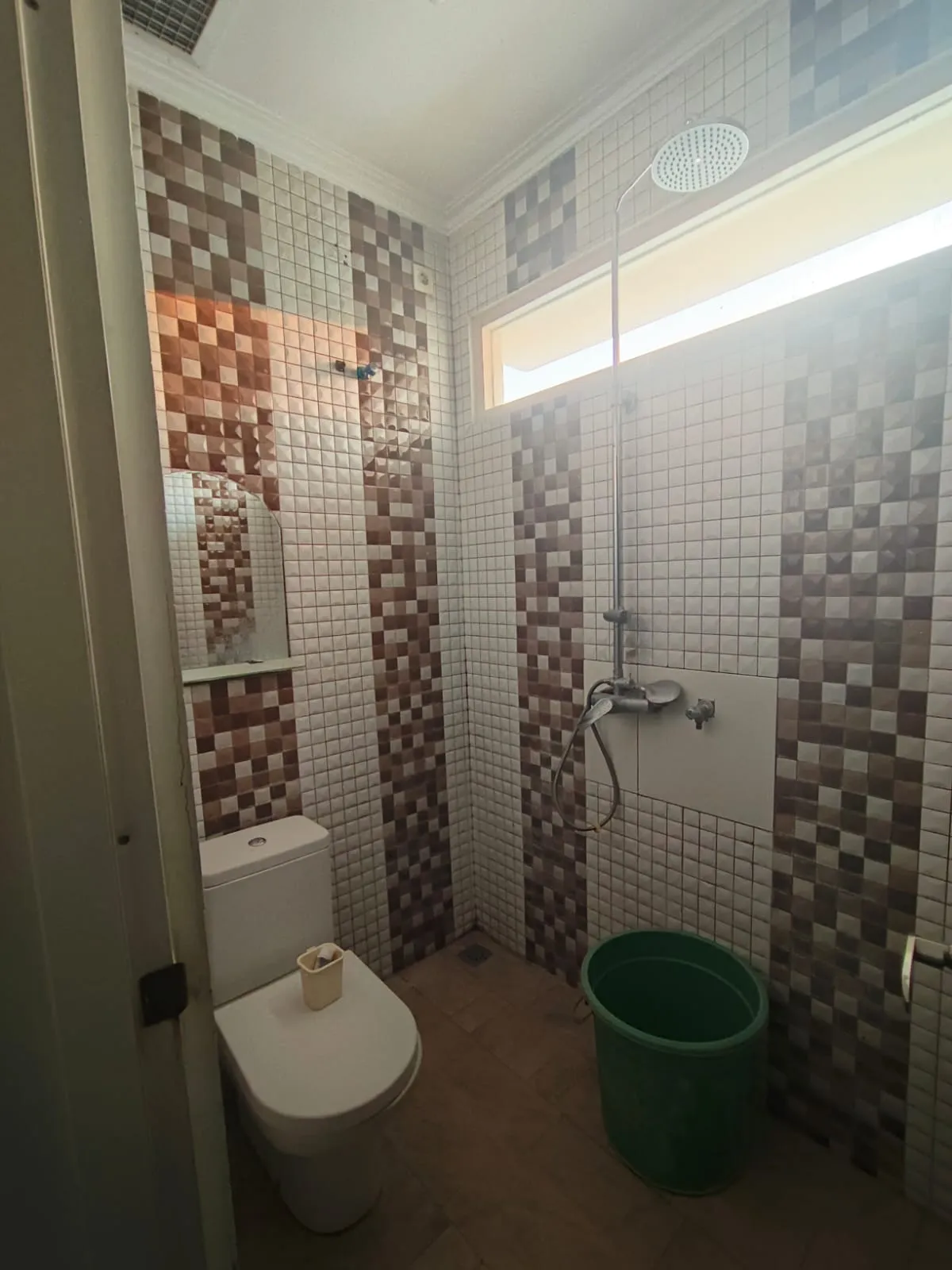 Sewa Rumah di TAMAN RIVERA REGENCY Gununganyar Surabaya Jawa Timur - Rumah minimalis 2 lt siap huni Taman Rivera Regency - ASA INDONESIA 085235111122 - BRIGHTON REAL ESTATE