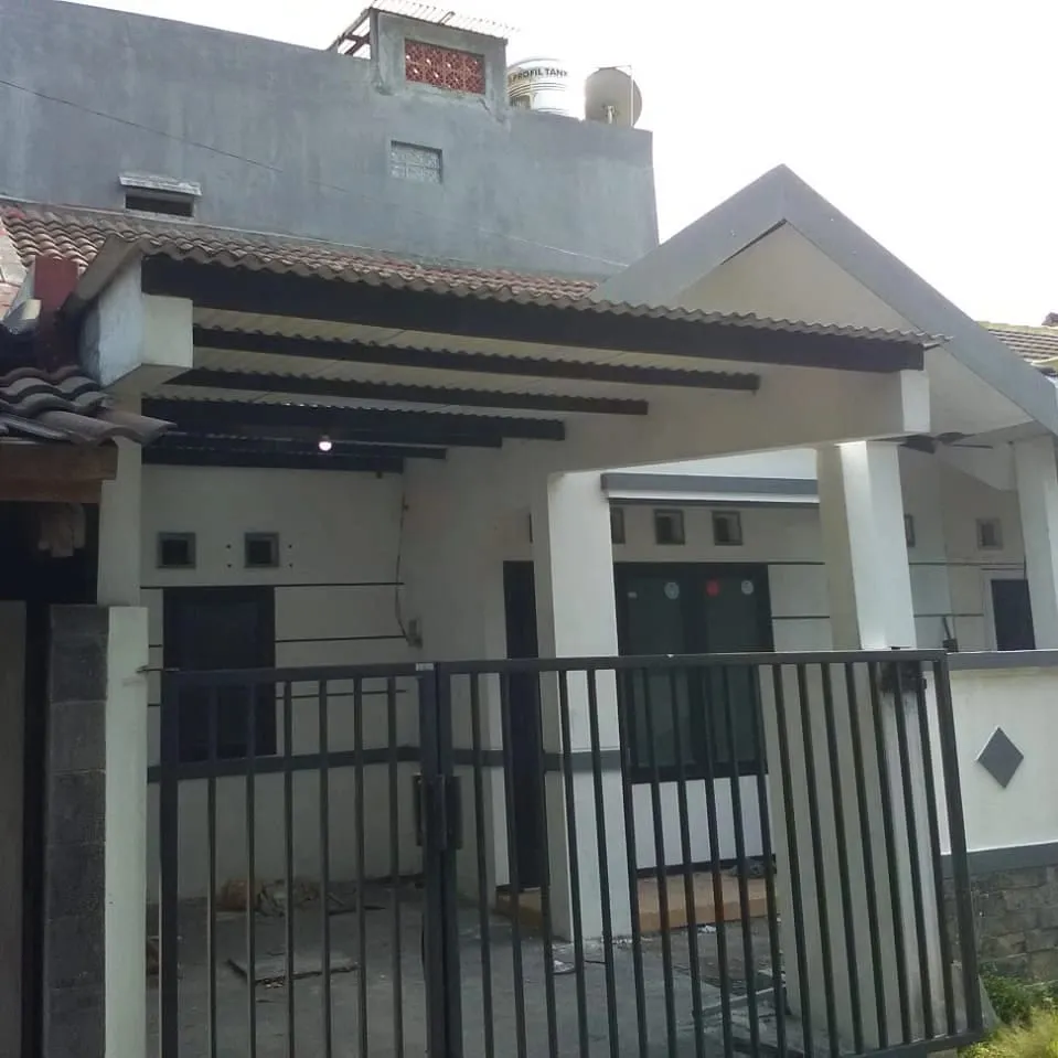 Jual Rumah di PONDOK JATI Sidoarjo Sidoarjo Jawa Timur - Dijual rumah siap huni di pondok jati Sidoarjo - ASA INDONESIA 085235111122 - BRIGHTON REAL ESTATE