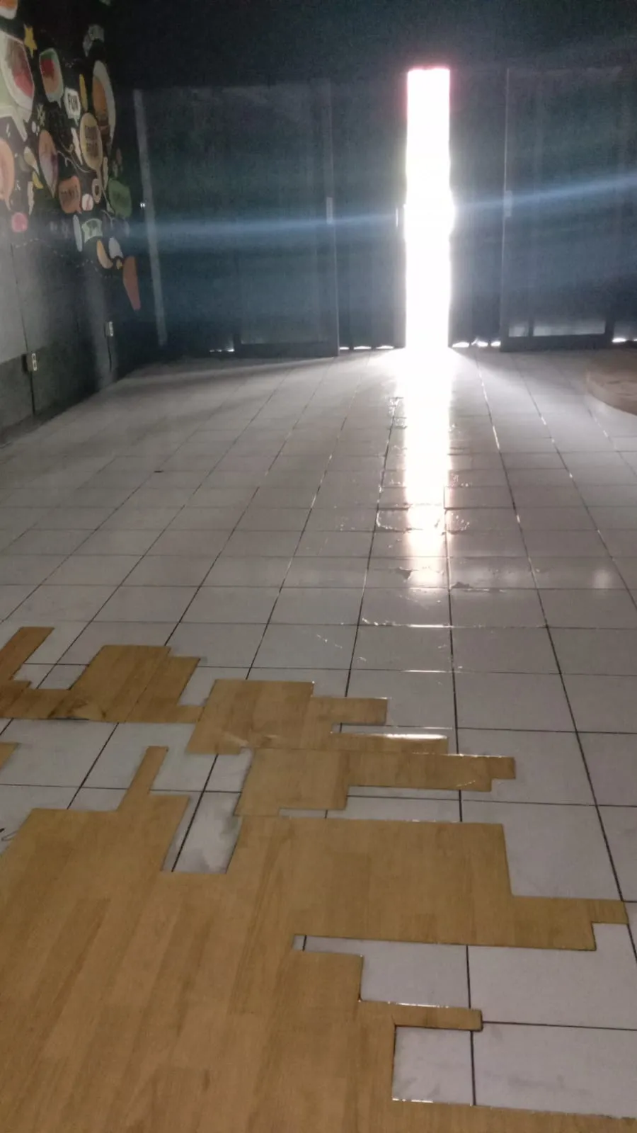 Sewa Ruko di WIYUNG Wiyung Surabaya Jawa Timur - PUSAT KULINER DI SURABAYA BARAT NOL JALAN RAYA - ASA INDONESIA 085235111122 - BRIGHTON REAL ESTATE