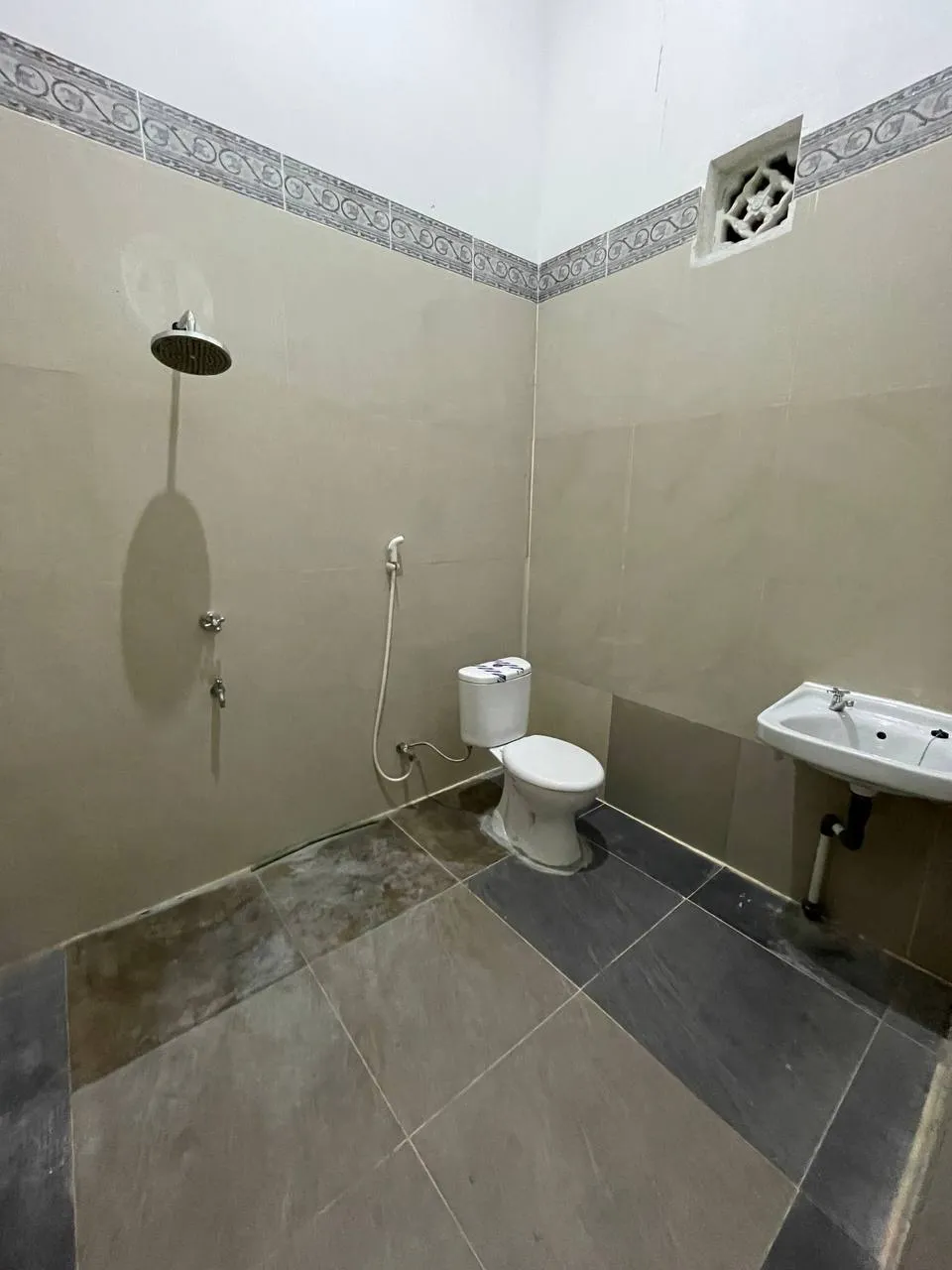 Sewa Rumah di TAMAN PINANG Sidoarjo Sidoarjo Jawa Timur - Taman Pinang Rumah Usaha Sidoarjo - ASA INDONESIA 085235111122 - BRIGHTON REAL ESTATE