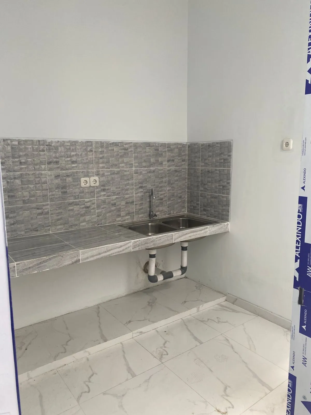 Jual Rumah di BUKIT PALMA Benowo Surabaya Jawa Timur - DIJUAL RUMAH BARU RENOVASI BUKIT PALMA - ASA INDONESIA 085235111122 - BRIGHTON REAL ESTATE