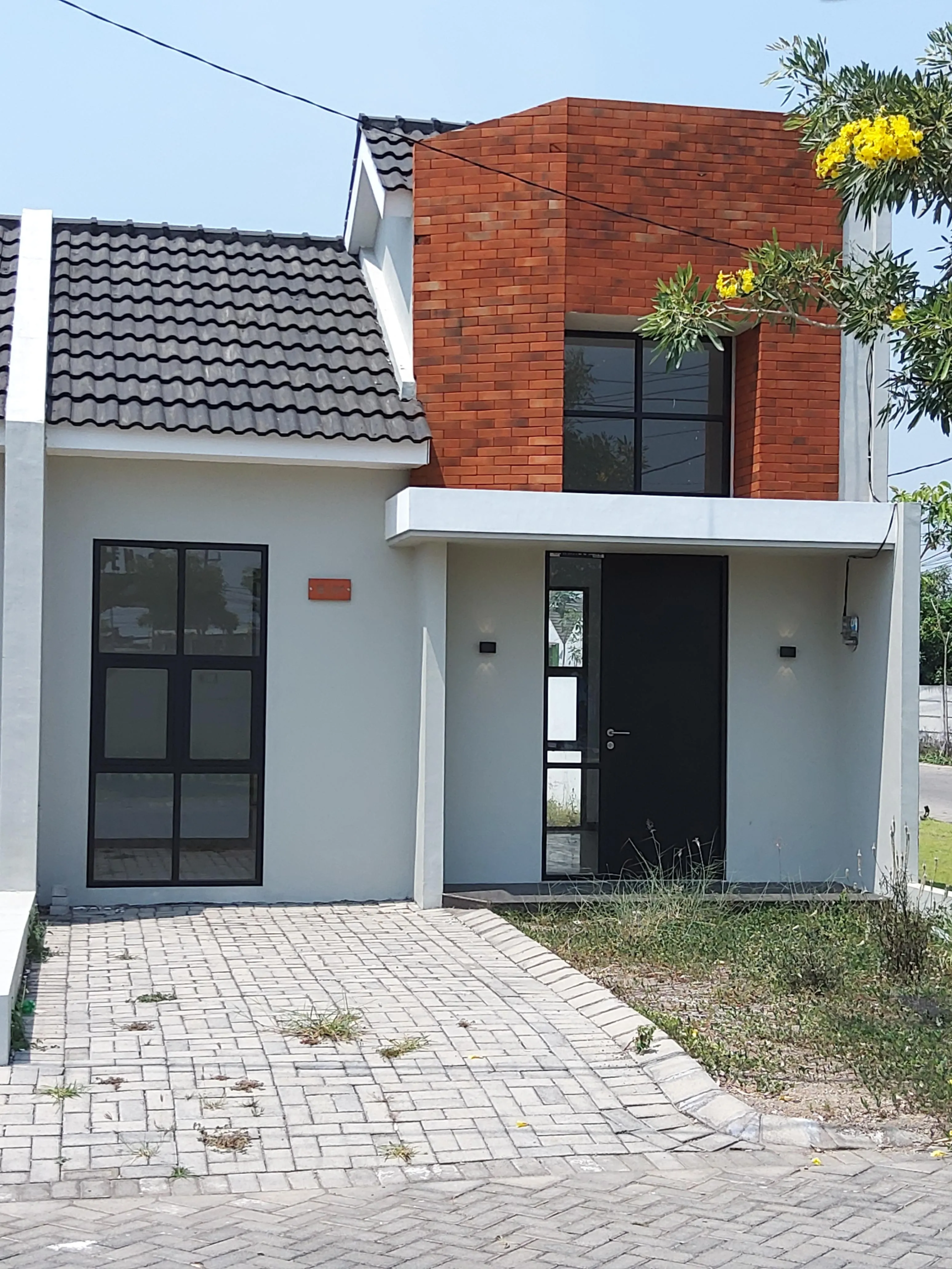 Jual Rumah di CANDI Candi Sidoarjo Jawa Timur - RUMAH LOKASI 0 JALAN RAYA SIDODADI KEC TAMAN SIDOARJO - ASA INDONESIA 085235111122 - BRIGHTON REAL ESTATE