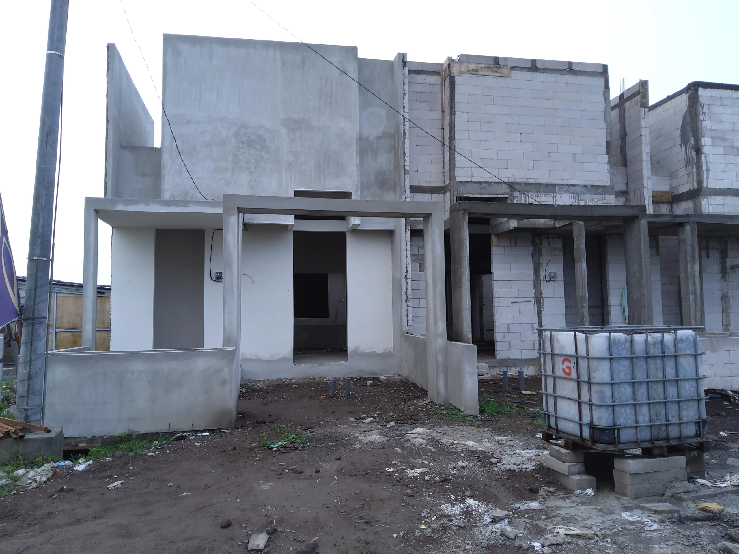 Jual Rumah di DESA KEDUNGKENDO Candi Sidoarjo Jawa Timur - RUMAH HARGA 400 JUTAAN. LOKASI CANDI SIDOARJO. DEKAT KOTA SIDOARJO.UTJ 10 JUTA LANGSUNG KPR. - ASA INDONESIA 085235111122 - BRIGHTON REAL ESTATE