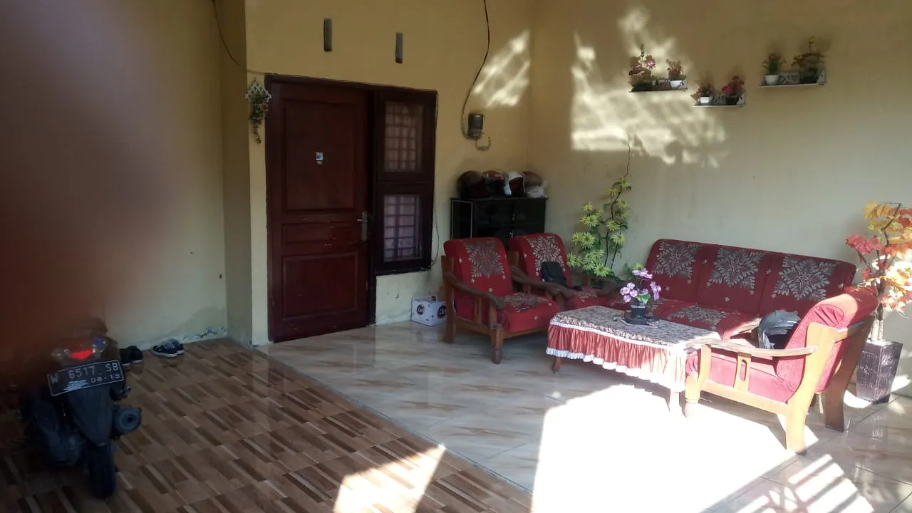 RUMAH LOKASI DEKAT GREEN MART