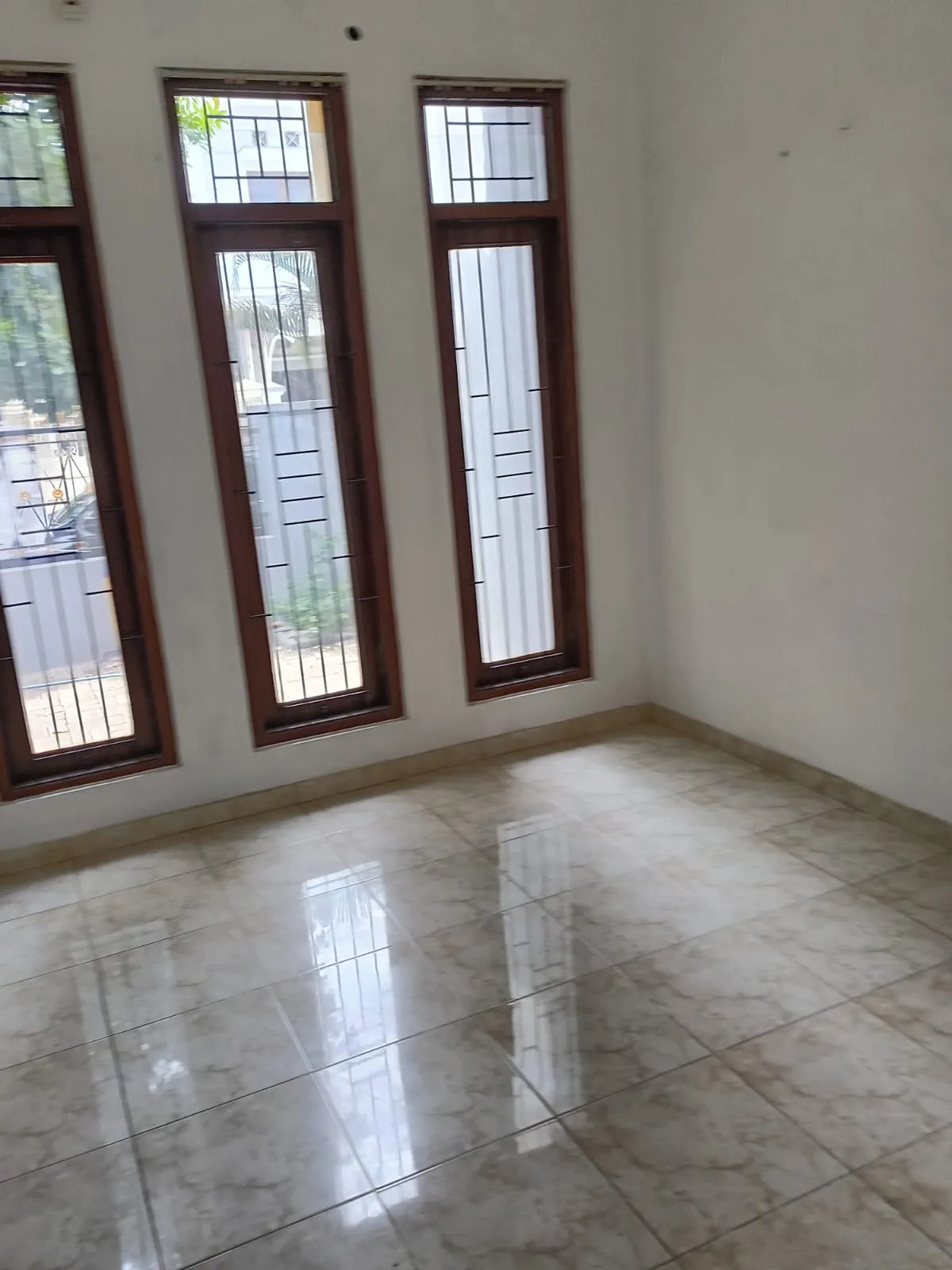 Jual Rumah di PAGERWOJO BUDURAN Buduran Sidoarjo Jawa Timur - *RUMAH (1 ½ LANTAI) DIJUAL LOKASI PERUMAHAN TAMAN TIARA SIDOARJO. BARU RENOVASI* - ASA INDONESIA 085235111122 - BRIGHTON REAL ESTATE