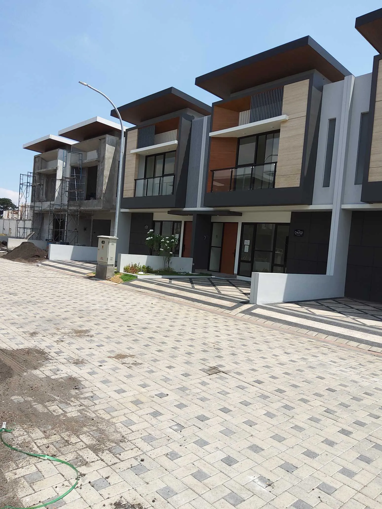 Jual Rumah di SUKODONO Sukodono Sidoarjo Jawa Timur - RUMAH MINIMALIS MODERN 2 LANTAI LOKASI SURABAYA SELATAN. - ASA INDONESIA 085235111122 - BRIGHTON REAL ESTATE